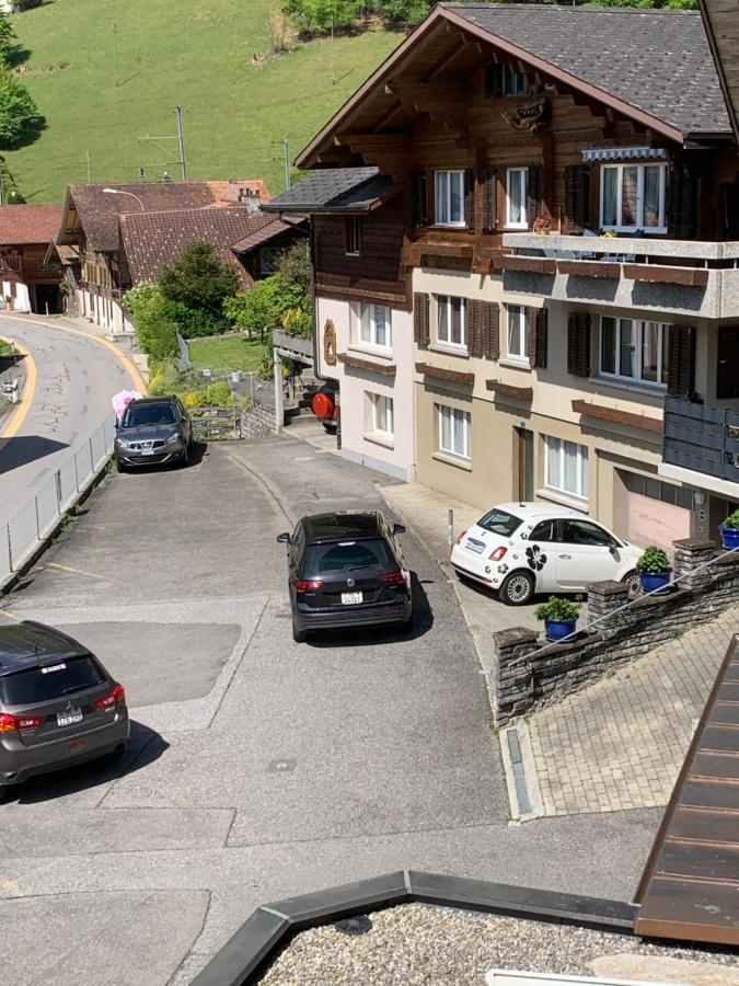Hotel Rössli Oberried am Brienzersee Exteriör bild