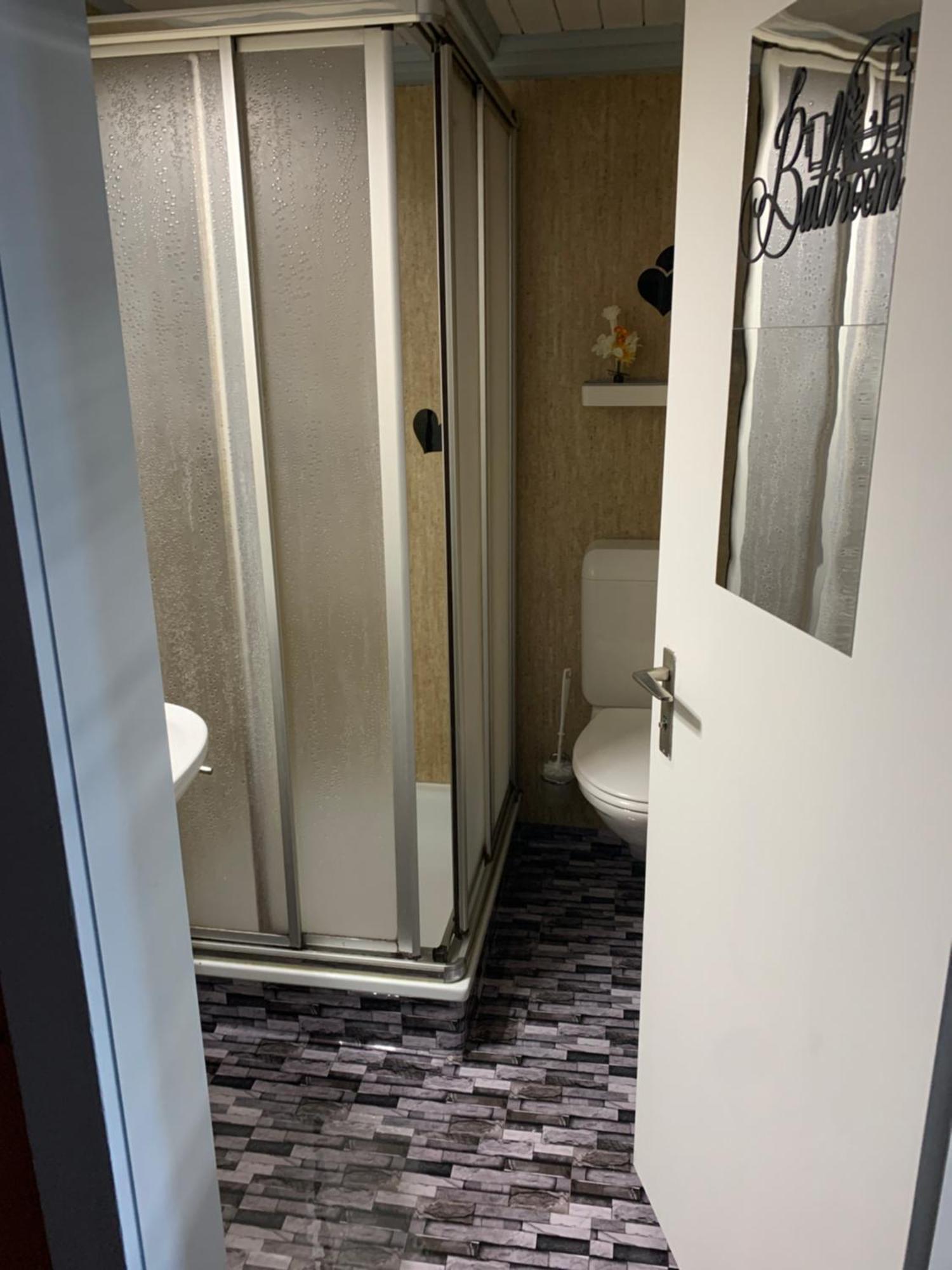 Hotel Rössli Oberried am Brienzersee Exteriör bild